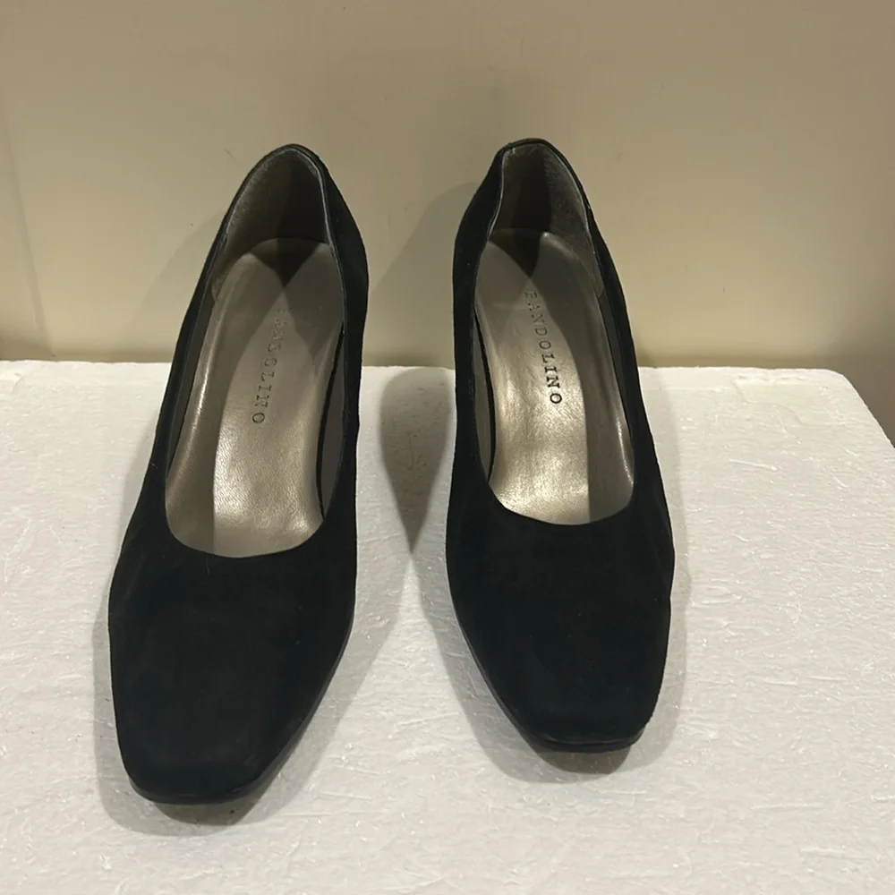 Bandolino suede leather slip on heels pumps from Nordstrom women Size 6.5 black